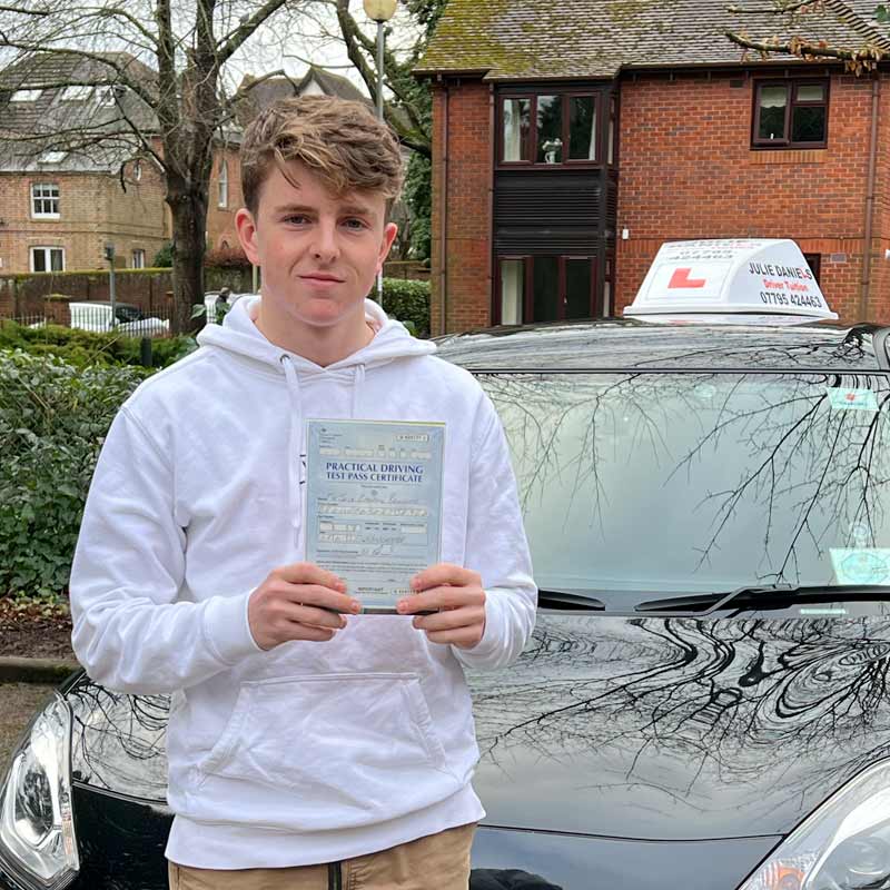 Another successful driving test pass thanks to Julie Daniels
